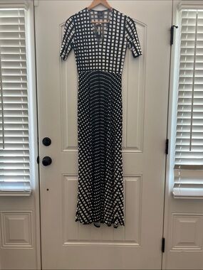 Agnes & Dora Black and White Geometric Maxi Dress